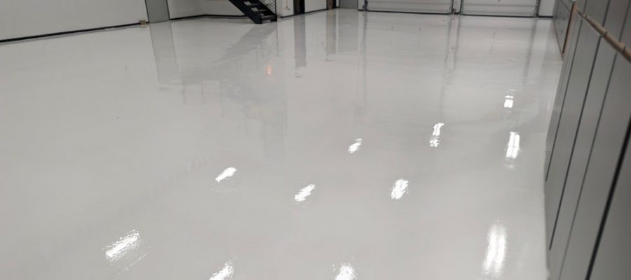24-Hangar-E100-VB5-E100-PT4-White-ArmaMent-topcoat-by-Concepts-ON-Concrete-4-min