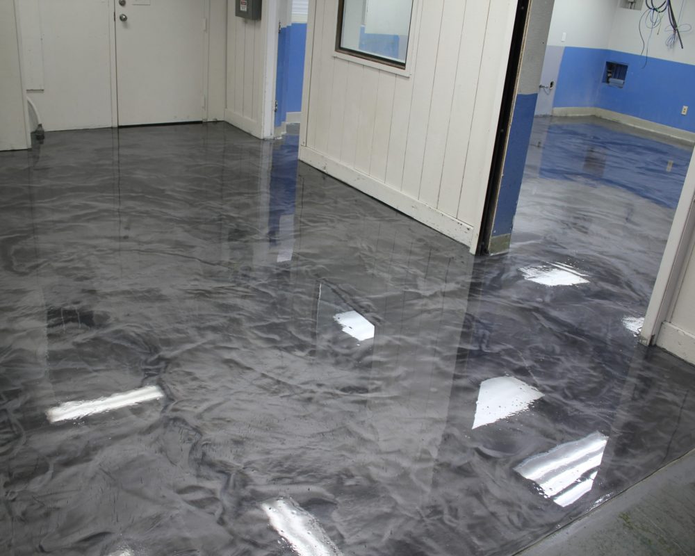 epoxy-floor-easy-clean